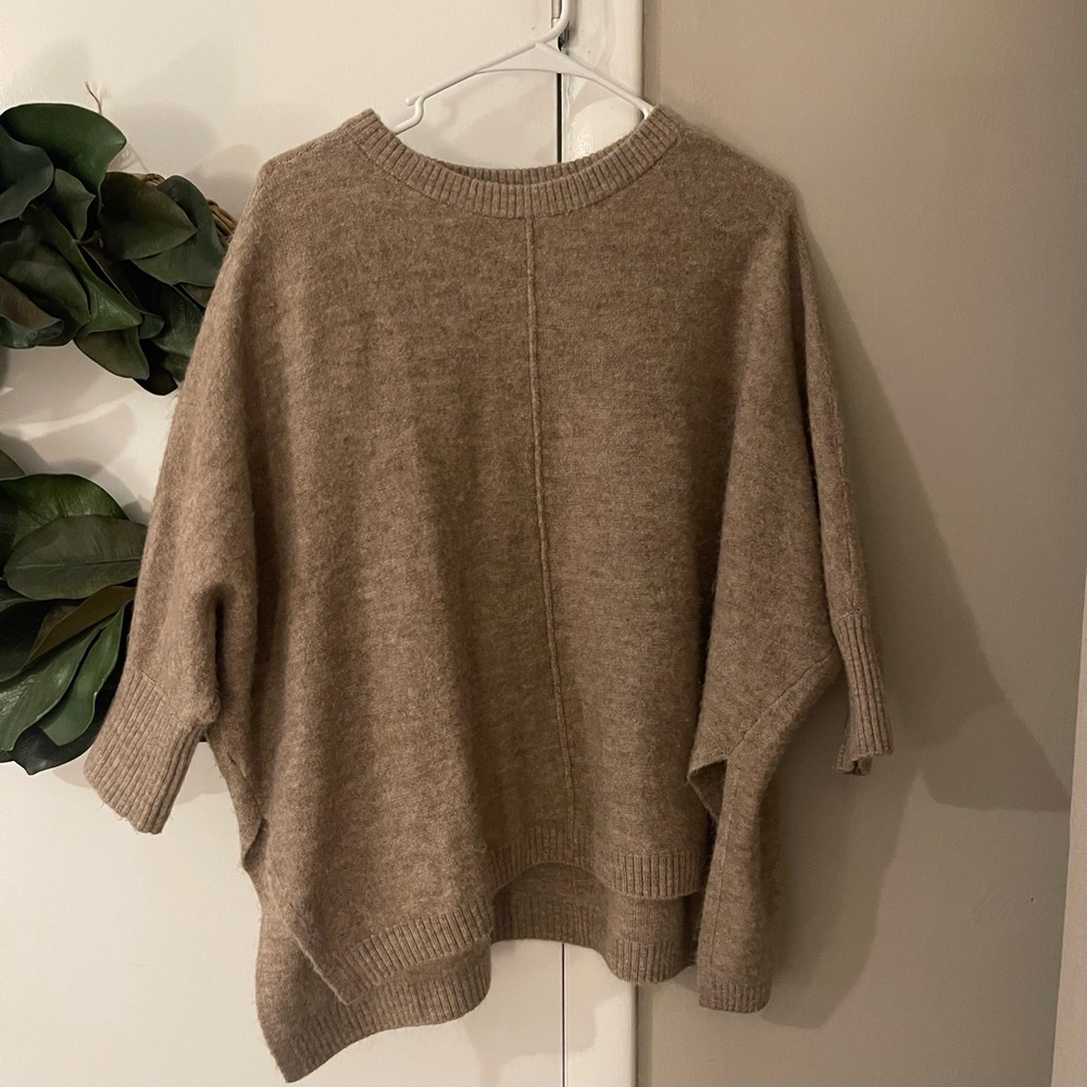 LOFT Tan Women's Sweater